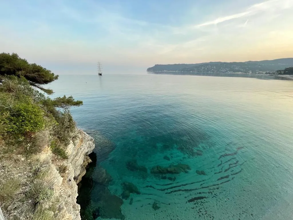 Una Finestra Sul Mare Home 2 Bergeggi Apartment